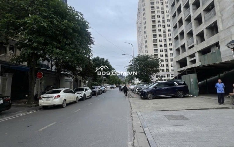 Bán kiệt tác bds Tây Hồ - TTTM Lottle-100m, 5 tầng 5m mặt tiền oto tránh , vỉa hè kinh doanh .
